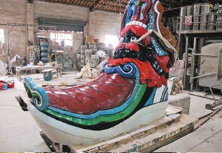 世界最大陶瓷雕塑虎头鞋和丝绸之路起点已烧好